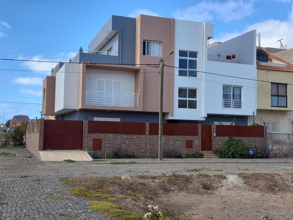 Nifa House Hotel Espargos Exterior foto